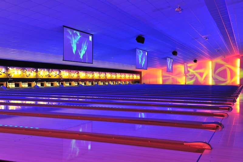 Switch Bowling illuminated lanes
